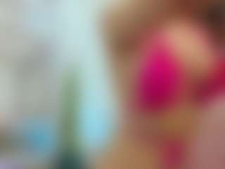 YanaMiana's Live Sex Cam Show