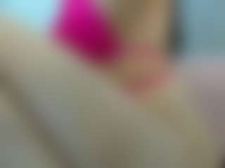 YanaMiana's Live Sex Cam Show