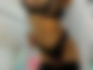 YanaMiana's Live Sex Cam Show