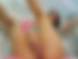 YanaMiana's Live Sex Cam Show
