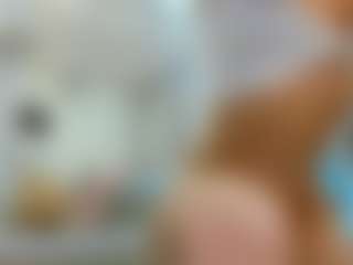 YanaMiana's Live Sex Cam Show