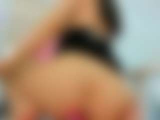 YanaMiana's Live Sex Cam Show
