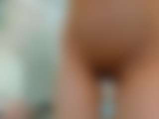 YanaMiana's Live Sex Cam Show