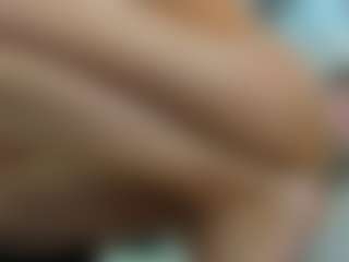 YanaMiana's Live Sex Cam Show