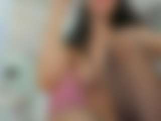 YanaMiana's Live Sex Cam Show