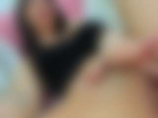 YanaMiana's Live Sex Cam Show