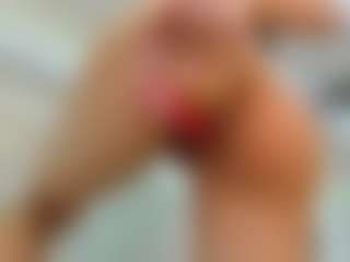 Live cam show with YanaMiana - Striptease Young Adult on x69.live