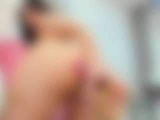 YanaMiana's Live Sex Cam Show