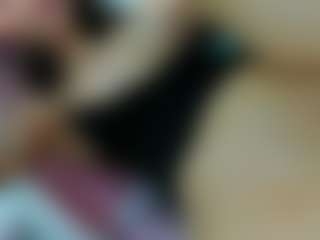 YanaMiana's Live Sex Cam Show
