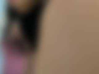 YanaMiana's Live Sex Cam Show