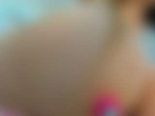 YanaMiana's Live Sex Cam Show