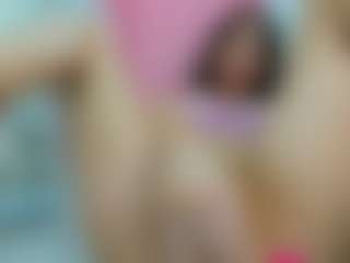 YanaMiana's Live Sex Cam Show