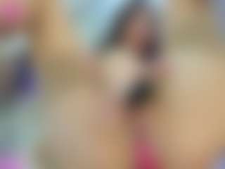 YanaMiana's Live Sex Cam Show