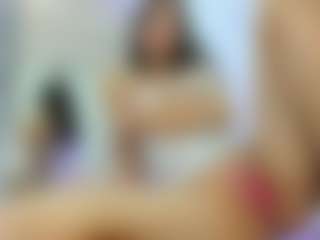 YanaMiana's Live Sex Cam Show