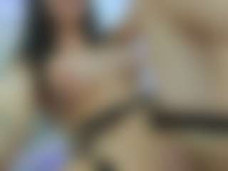 YanaMiana's Live Sex Cam Show