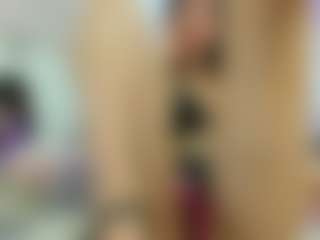 YanaMiana's Live Sex Cam Show