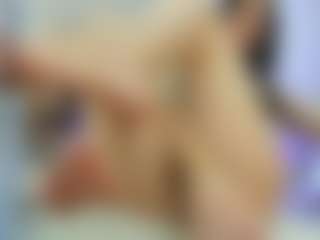 YanaMiana's Live Sex Cam Show