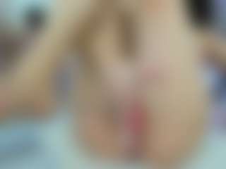 YanaMiana's Live Sex Cam Show
