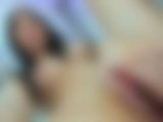 YanaMiana's Live Sex Cam Show