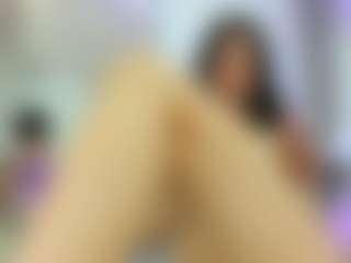 Live cam show with YanaMiana - Pornstar Bedroom on Fling VIP Chat