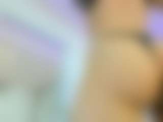 YanaMiana's Live Sex Cam Show