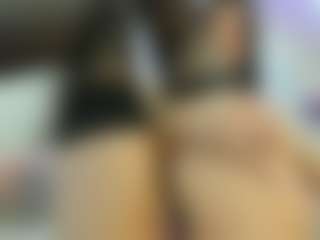 YanaMiana's Live Sex Cam Show