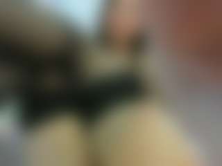 YanaMiana's Live Sex Cam Show