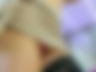 YanaMiana's Live Sex Cam Show