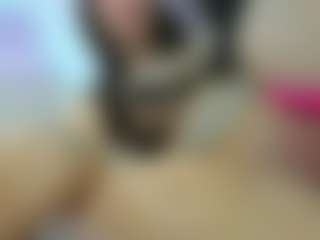 YanaMiana's Live Sex Cam Show