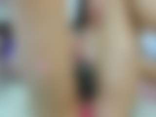 Live cam show with YanaMiana - Strip on Camsoda
