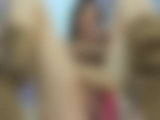 YanaMiana's Live Sex Cam Show