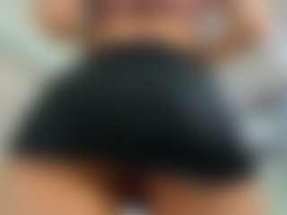 YanaMiana's Live Sex Cam Show
