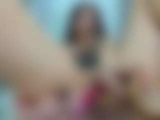 YanaMiana's Live Sex Cam Show