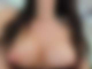 YanaMiana's Live Sex Cam Show
