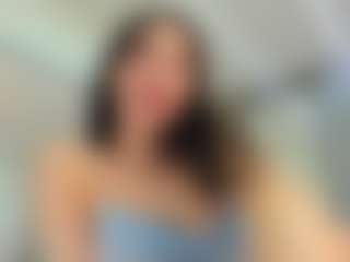 YanaMiana's Live Sex Cam Show