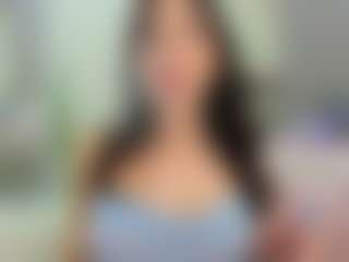 Live cam show with YanaMiana - Toes on Gym Cam Girls