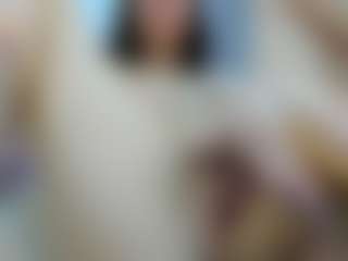YanaMiana's Live Sex Cam Show