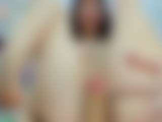 YanaMiana's Live Sex Cam Show