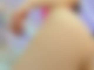YanaMiana's Live Sex Cam Show