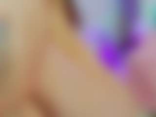 YanaMiana's Live Sex Cam Show
