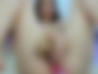 YanaMiana's Live Sex Cam Show