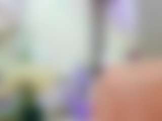 YanaMiana's Live Sex Cam Show