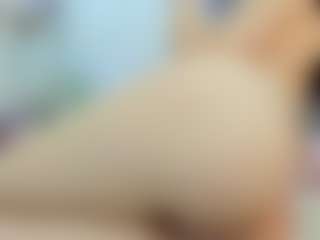 YanaMiana's Live Sex Cam Show