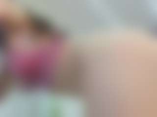 Live cam show with YanaMiana - Lush on Uber Horny