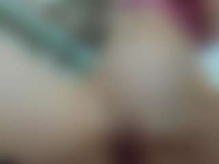 YanaMiana's Live Sex Cam Show