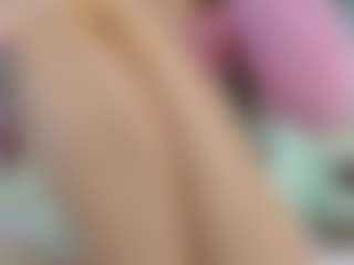 YanaMiana's Live Sex Cam Show