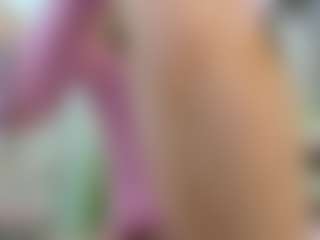 YanaMiana's Live Sex Cam Show