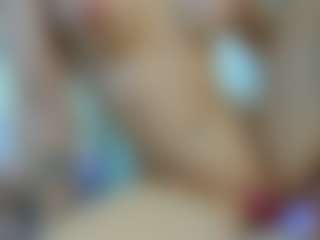 YanaMiana's Live Sex Cam Show
