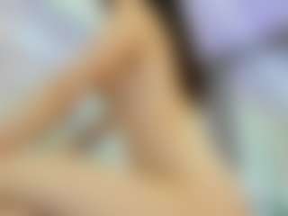 Live cam show with YanaMiana - Big Tits on AdultVida.com
