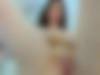YanaMiana's Live Sex Cam Show